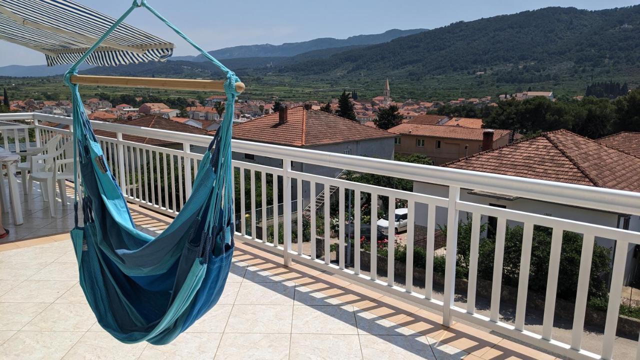 Apartments Marinko Stari Grad  Eksteriør billede