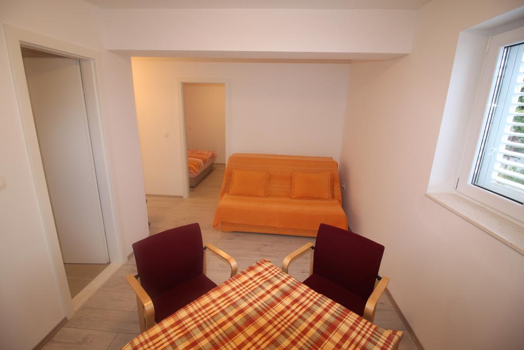 Apartments Marinko Stari Grad  Eksteriør billede