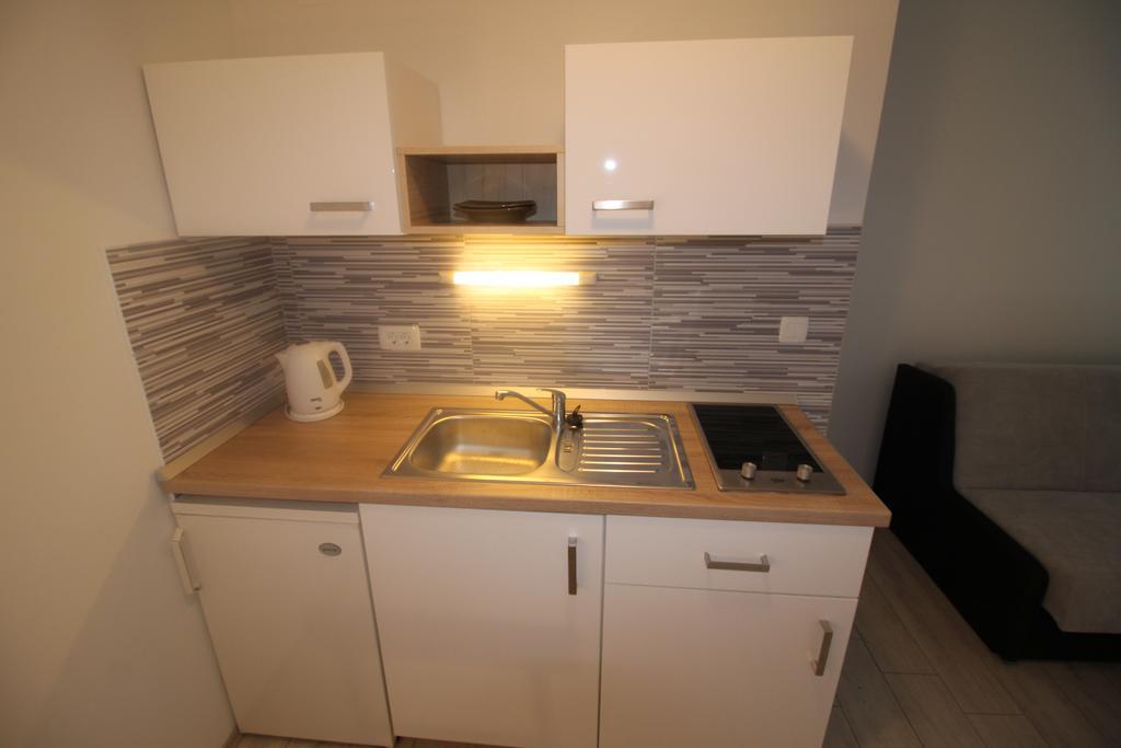 Apartments Marinko Stari Grad  Eksteriør billede