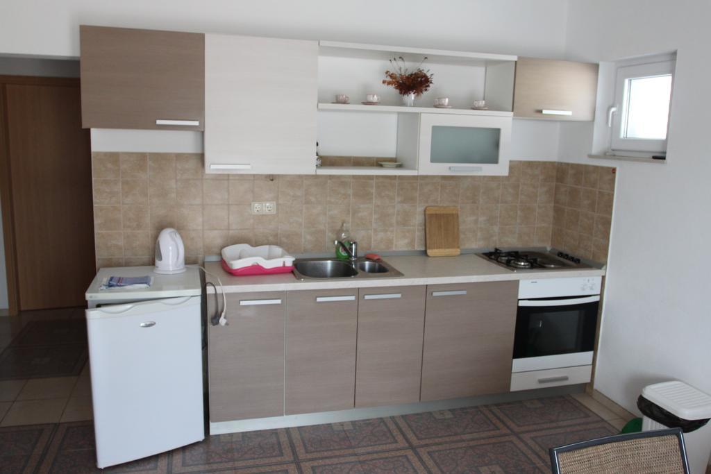 Apartments Marinko Stari Grad  Eksteriør billede