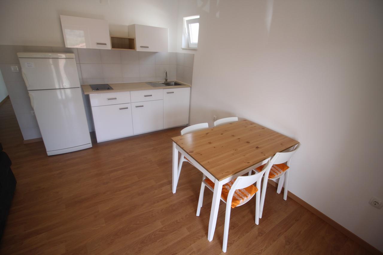 Apartments Marinko Stari Grad  Eksteriør billede